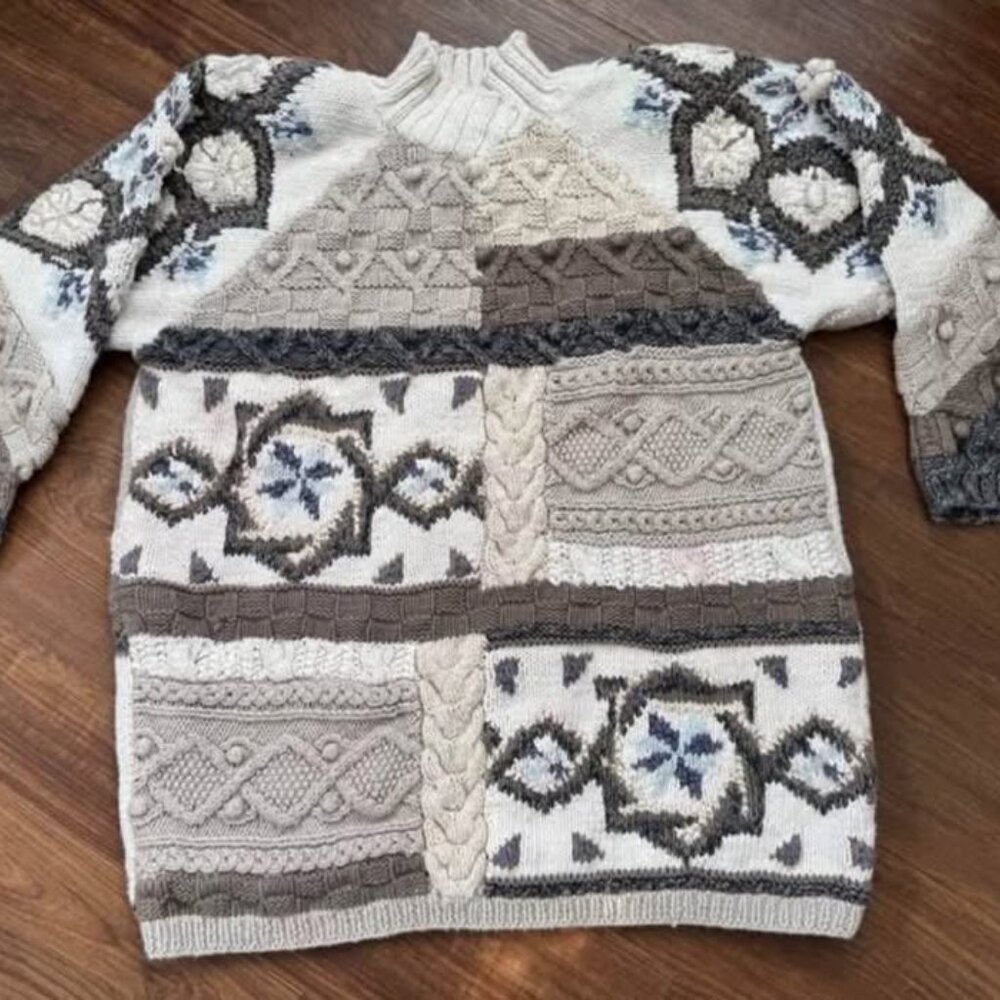 Vintage 90's Knitted Turtleneck Sweater (Med)